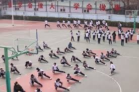 [羽毛球]梁伟铿／王昶晋级男双四强