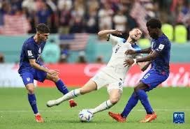 纽约洋基宣布与新秀外野手斯宾塞·琼斯签下长期培养协议，禁止其在 2026 赛季被交易